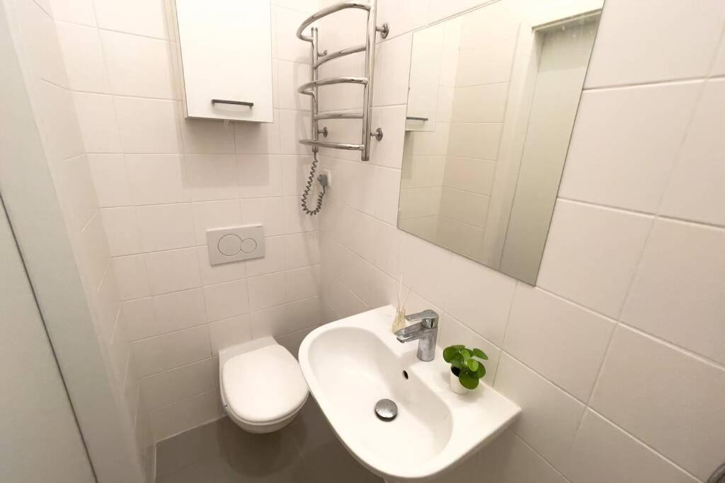 Apartament Cosy Studio Near Central Station Wiedeń Zewnętrze zdjęcie